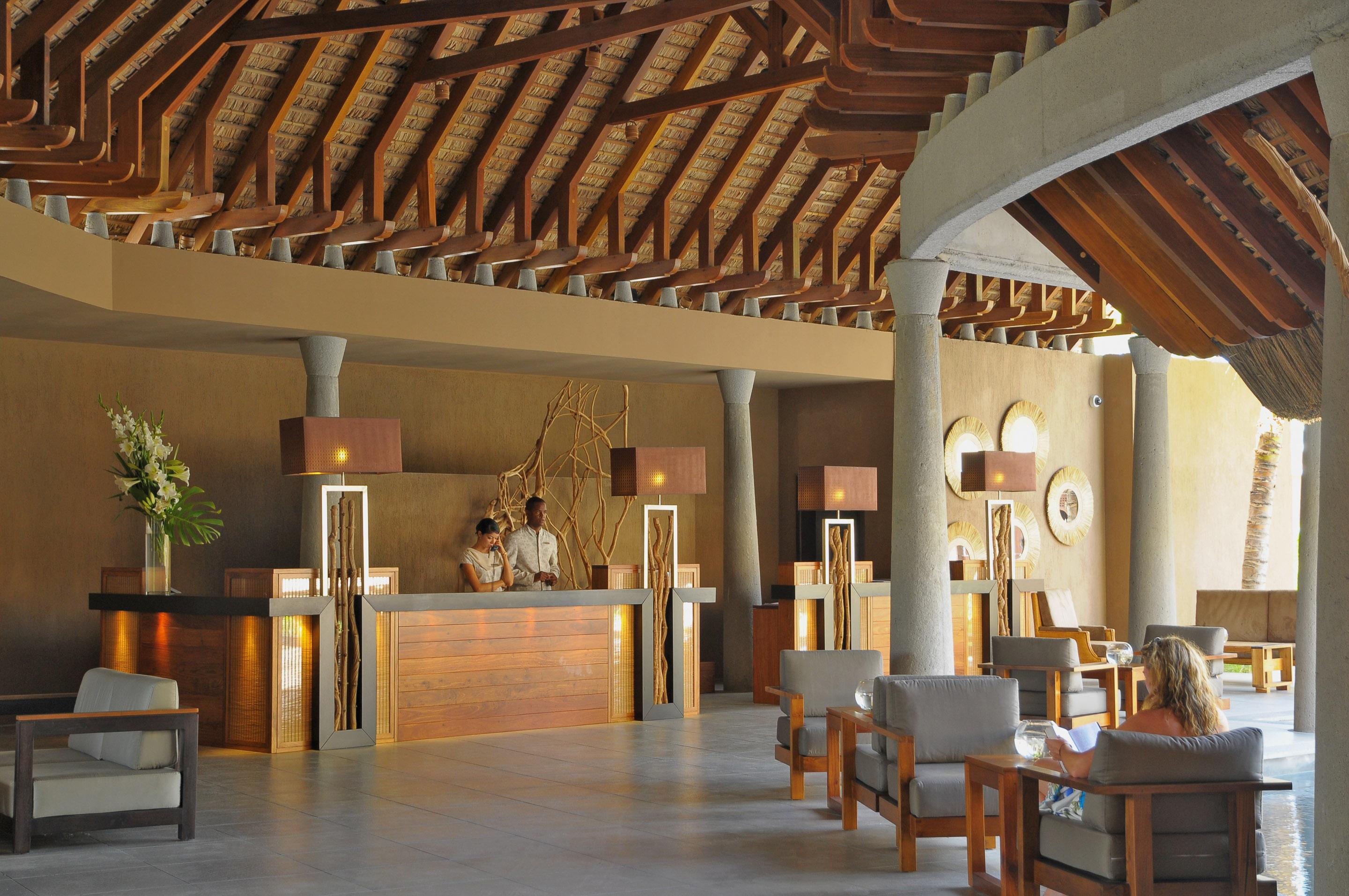 Beachcomber Golf & Resort 5*